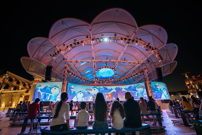 ENTERTAINMENT GLOBAL-VILLAGE
