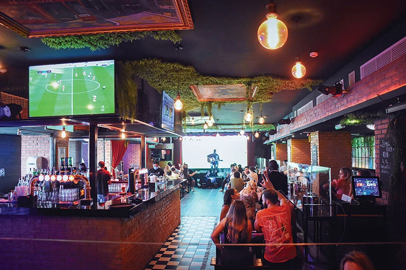 Easy Tiger bar