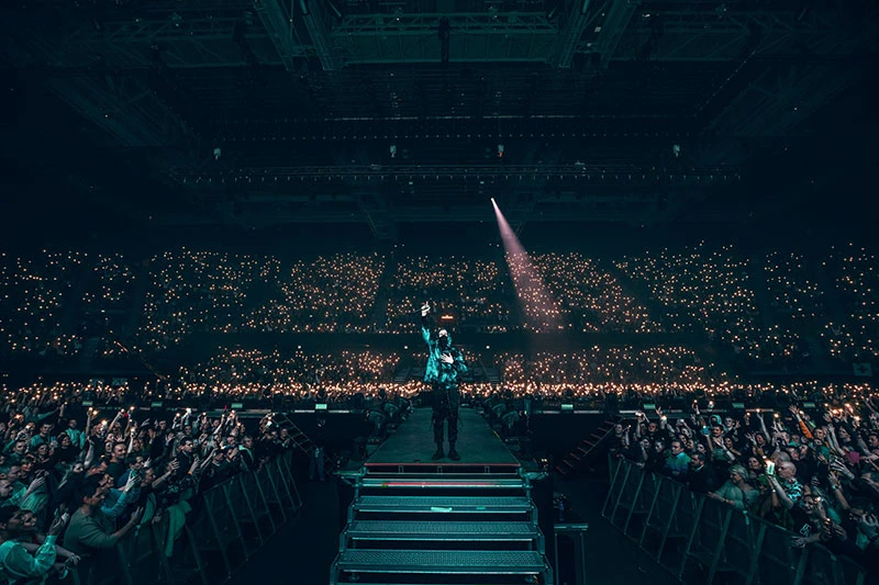 Alan Walker featured