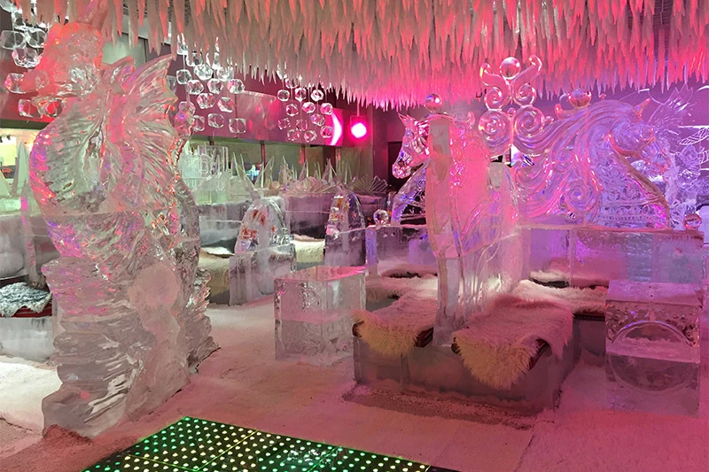 Chillout Ice Lounge