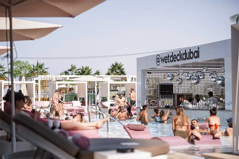 wetdeck