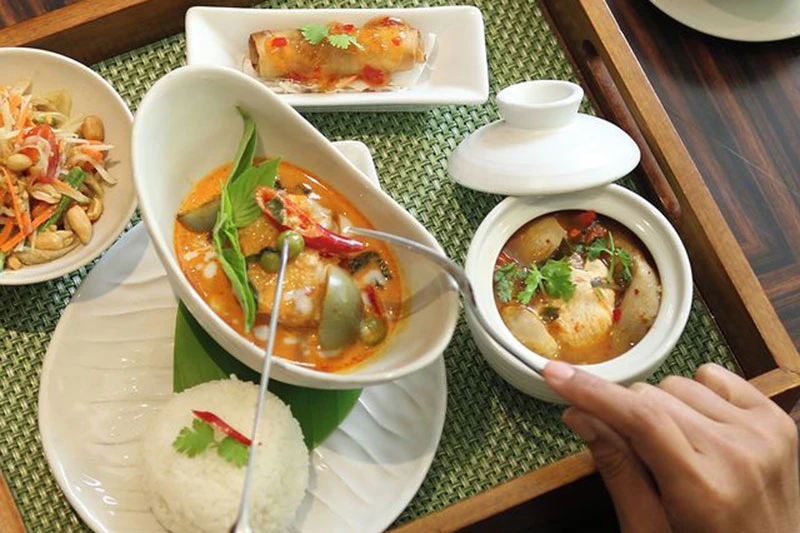 Benjarong business lunch