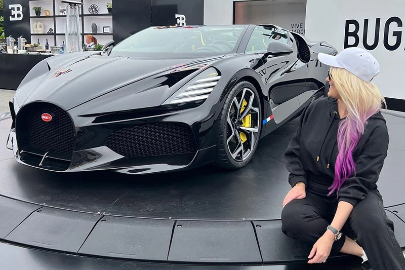 supercar blondie