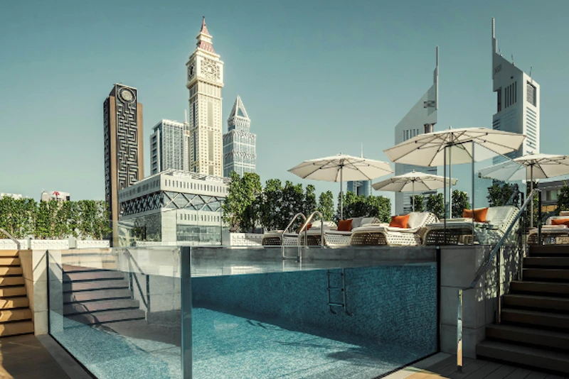 fours seasons difc pool